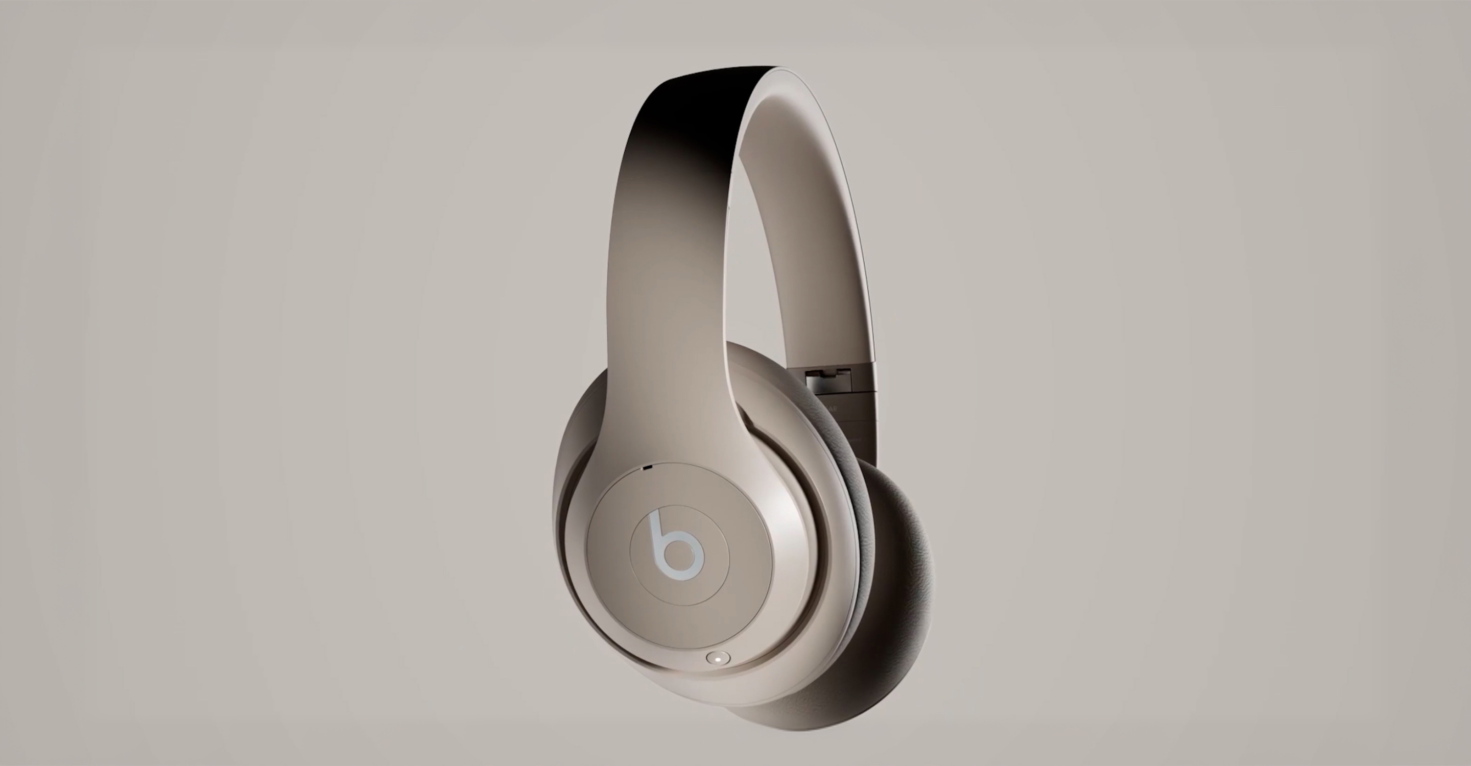 Beats Studio Pro in Sandstone.